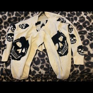 Skull Cardigan Sweater One Size Oversized 36Point5